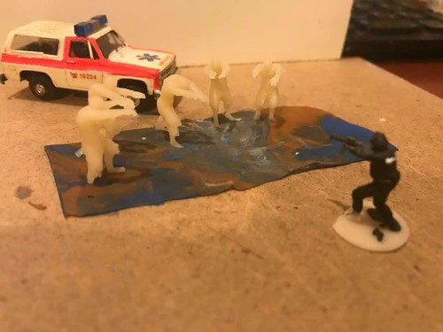 Juego de horda de zombis escala 1/87 V1 sin pintar - Imagen 7 de 10