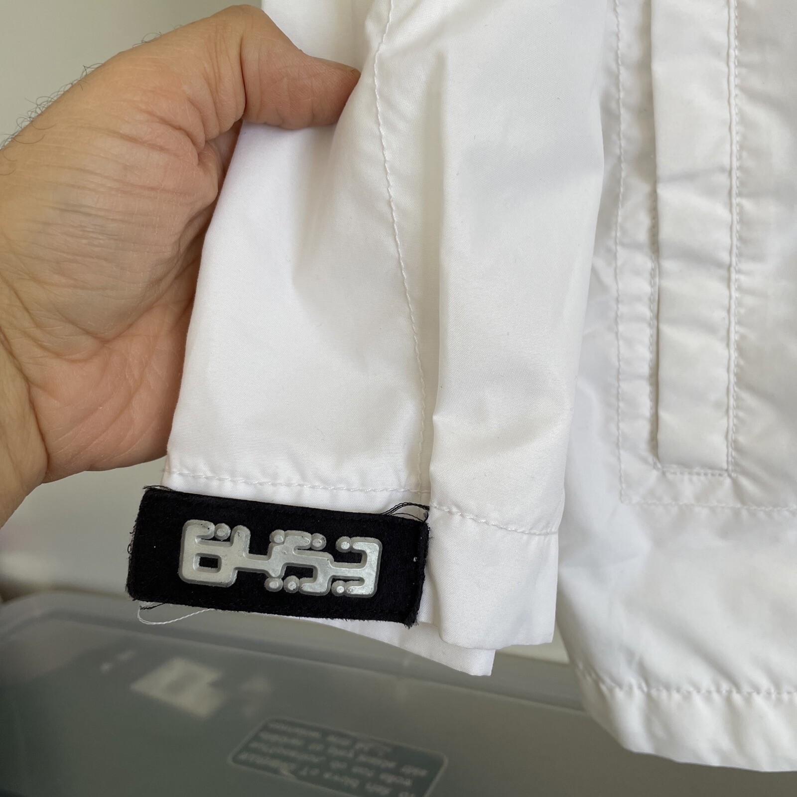 Nike Men’s Vintage White Windbreaker Zip Front Jacket… Gem