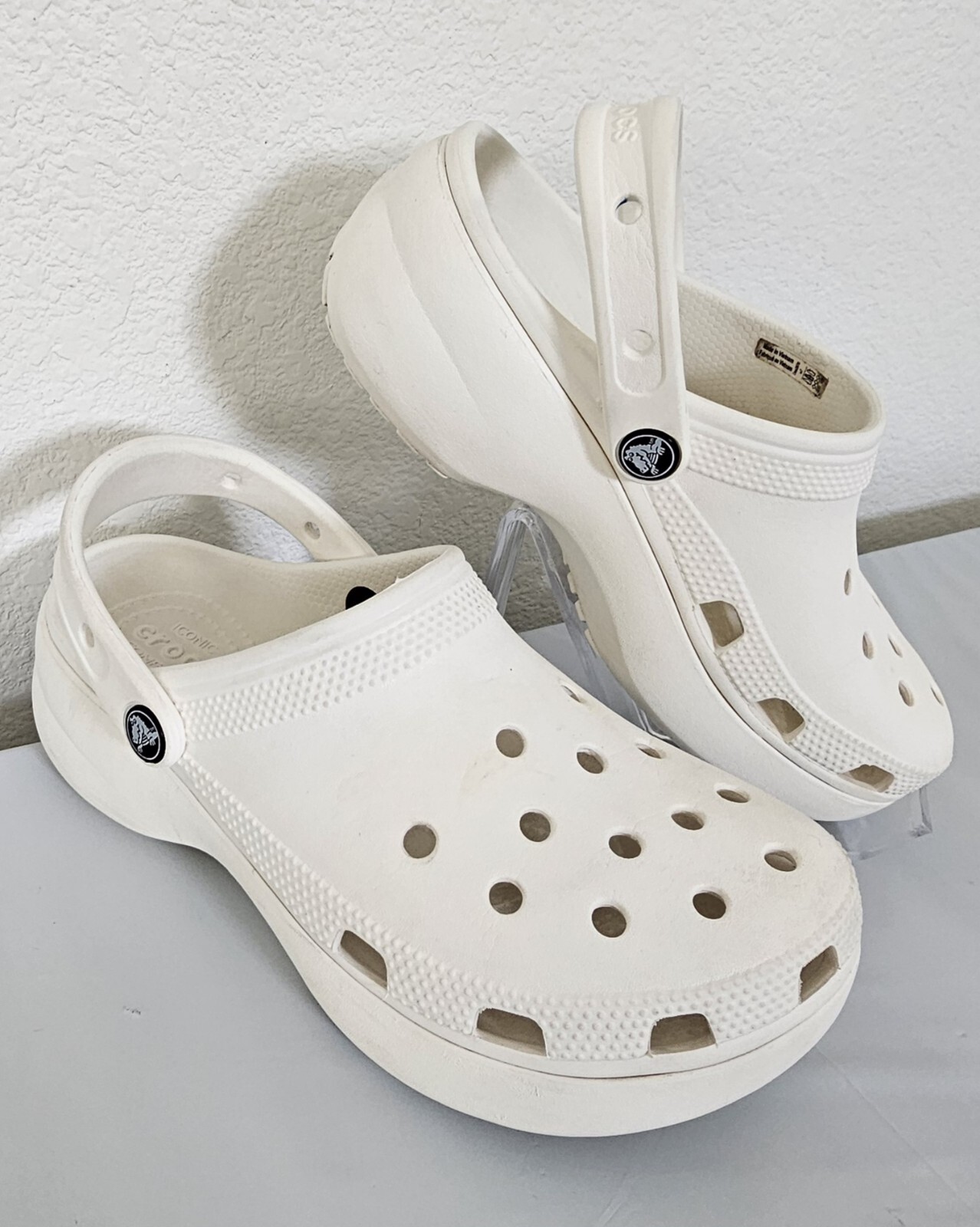 Crocs Clogs Women's Classic Platform White Rubber Shoes Sandals Size 7-image