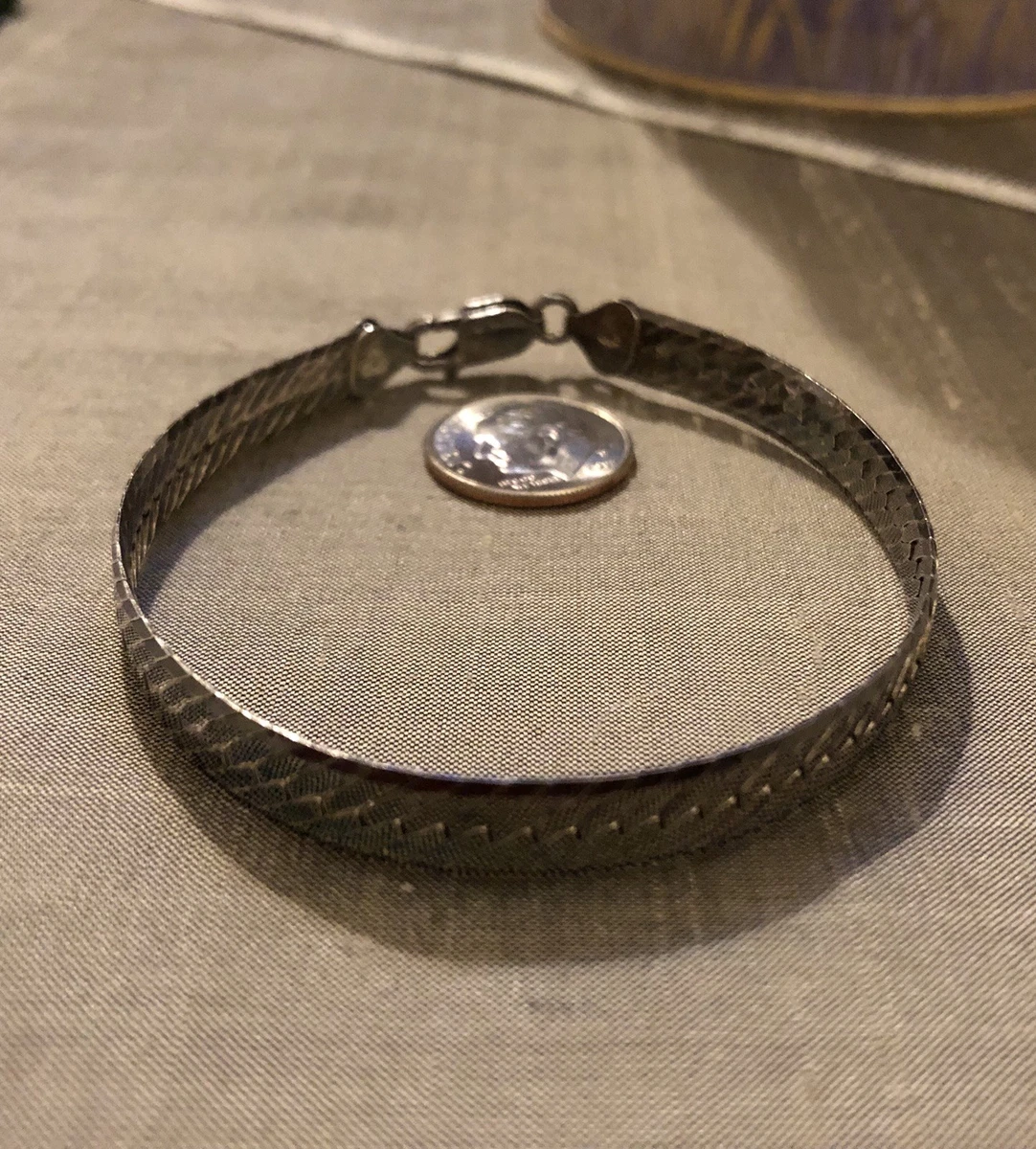 Silver bracelet with shop 925 stamped on it