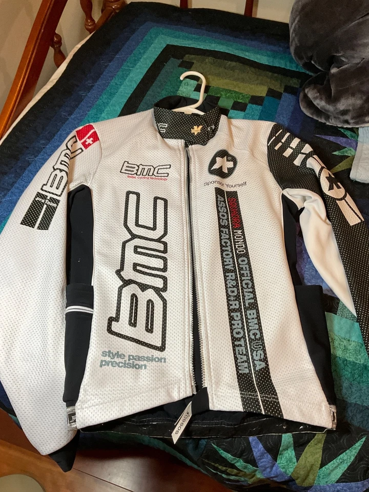 assos Invierno Ciclismo Chaqueta Hombre Pequeña Foto 2 de 4