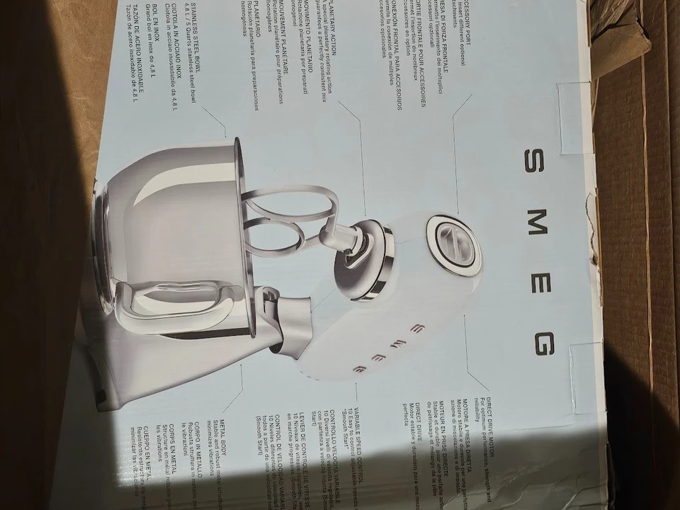 Smeg 50's Retro Stand Mixer (Black) - Image 2 of 4