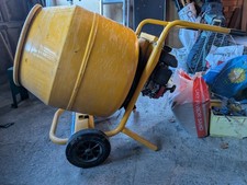 *Barely used* Belle Minimix 140/150 Cement Mixer, Honda Petrol Engine And Stand