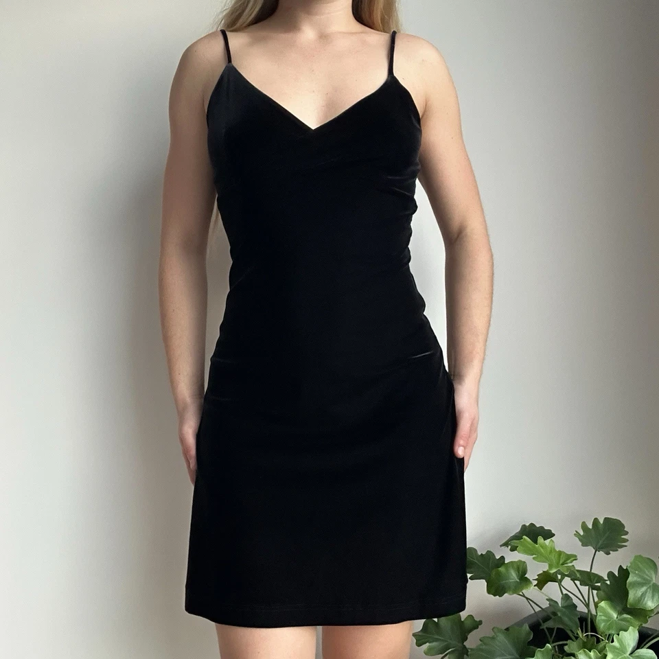 Minivestido vintage de terciopelo negro pequeño/mediano Wish para mujer con cuello en V Foto 2 de 4