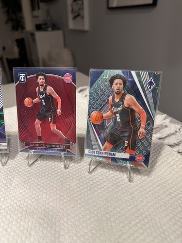 Basketball 2024-25 totalement certifié #39 Cade Cunningham rouge 💥  - Photo 2/4