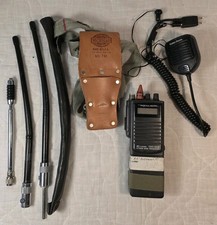 Realistic TRC-226 40 Channel Citizens Band CB Transceiver Untested Accesories B4