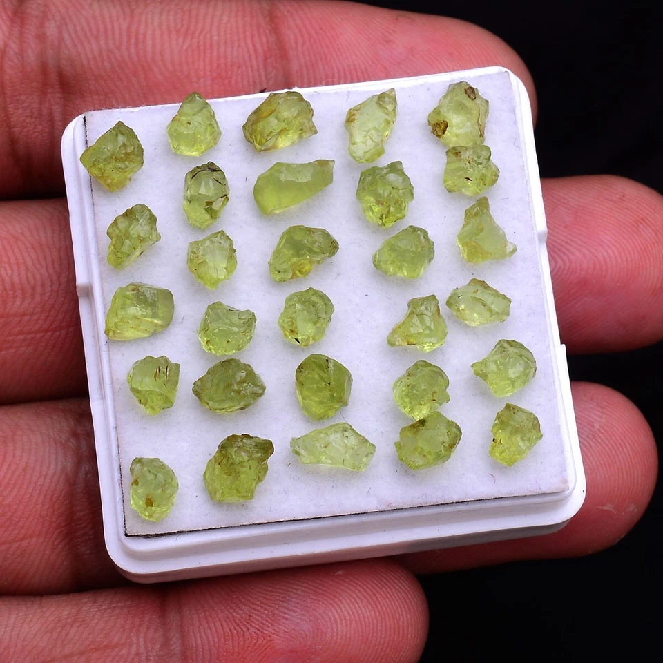 40 Stück Natürlich Peridot Grobem Unbehandelt 4mm-7mm Umwerfend Riesiges Lose - Bild 3 von 4