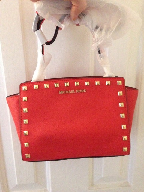 mk selma studded messenger