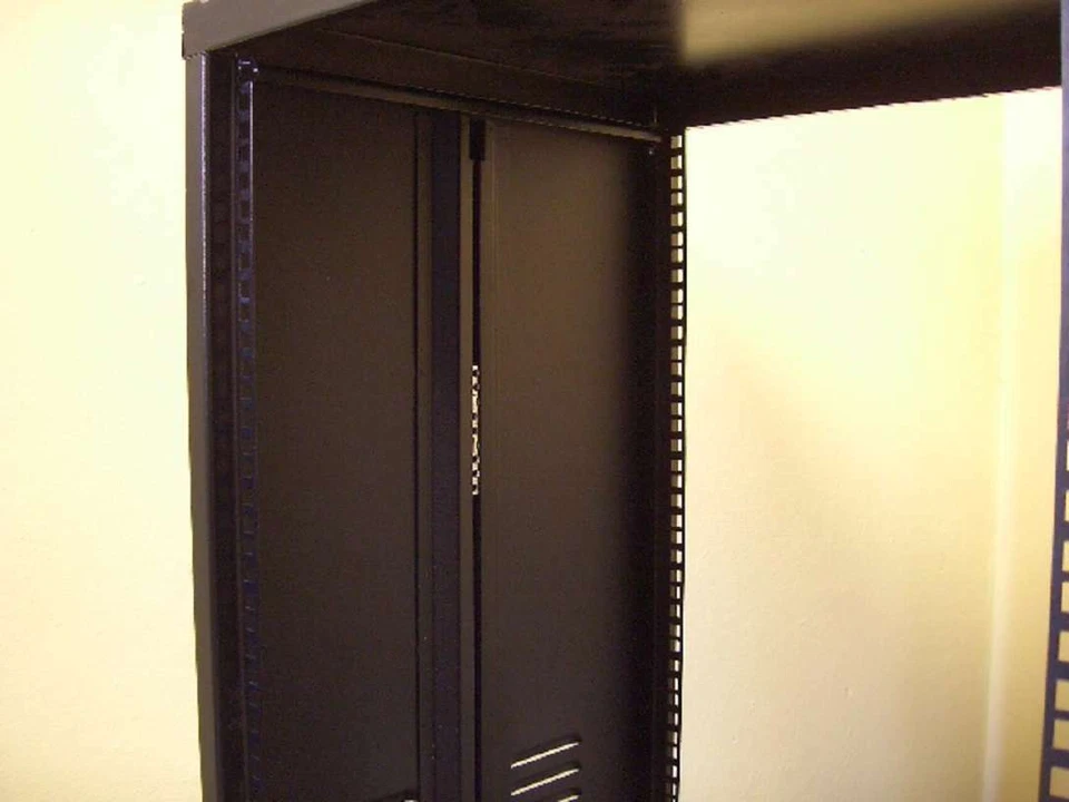 ROADINGER Stahlrack SR-19, 18 HE Studiorack Tischrack Verstärkerrack Stahl Rack - Bild 3 von 4