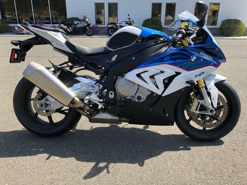 2016 BMW S1000RR -- 2016 BMW S1000RR  6000 Miles LUPIN WHITE/LUPIN BLUE/RA