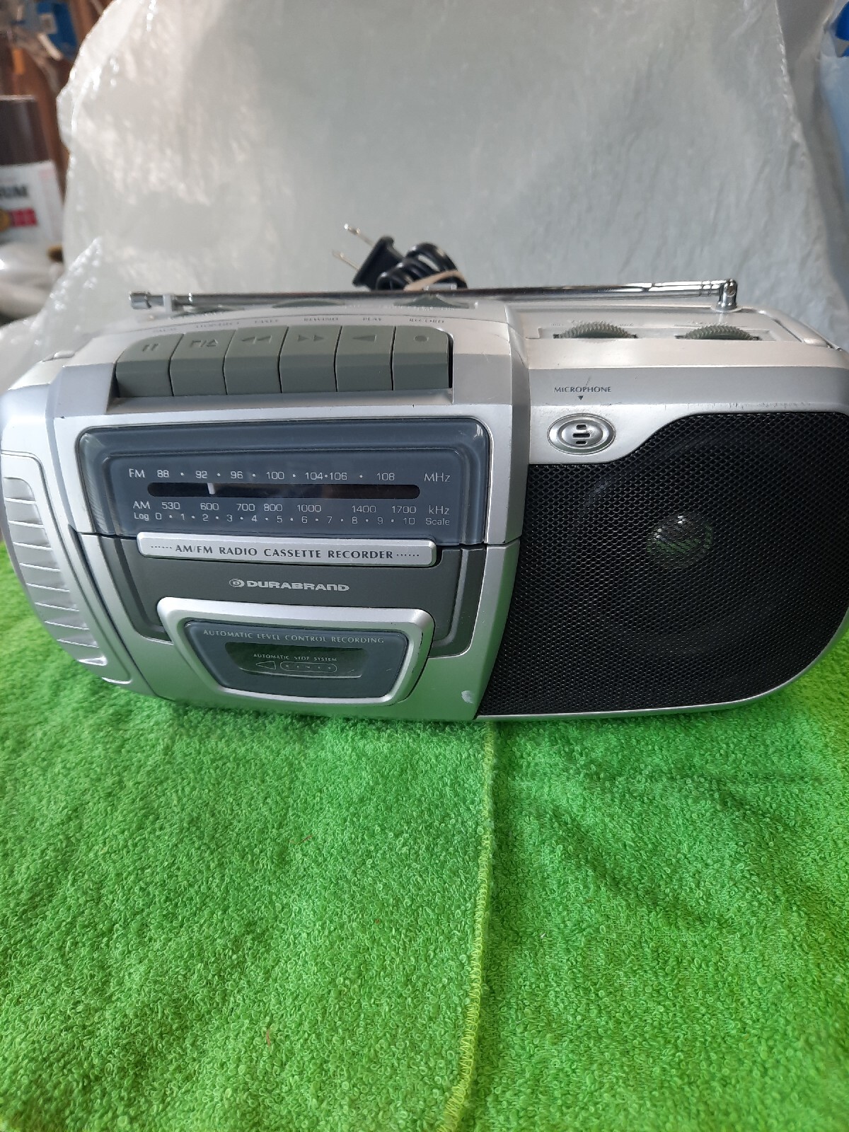 80's Durabrand/Lenoxx Silver Boombox Radio Cassette Recorder Player AM/FM CT992 