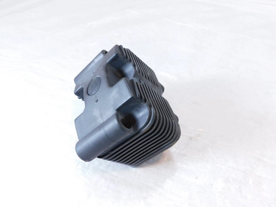 Harley Davidson Sportster Dyna & Softail Spark Plug Wire Ignition Coil Block - Image 2 of 4