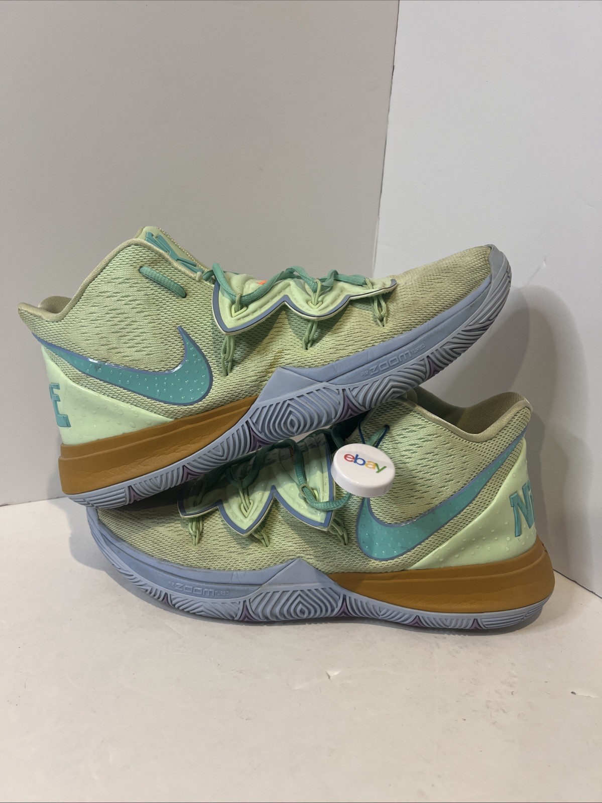 Size 13 - SpongeBob SquarePants x Nike Kyrie 5 Squidward