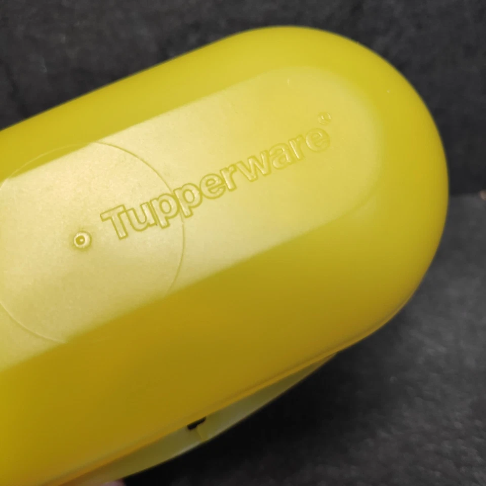 Tupperware "Zwei Dabei" Eierbehälter Für Zwei Eier Box Mit Salzfach Gelb Dose - Bild 2 von 4