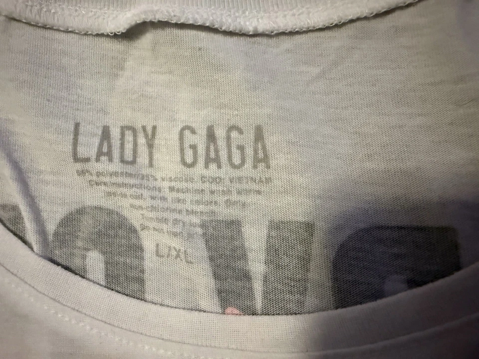 Lady Gaga Joanne Coachella 2017 Cropped Shirt White L/XL Rare Festival Merch - Image 4 of 4