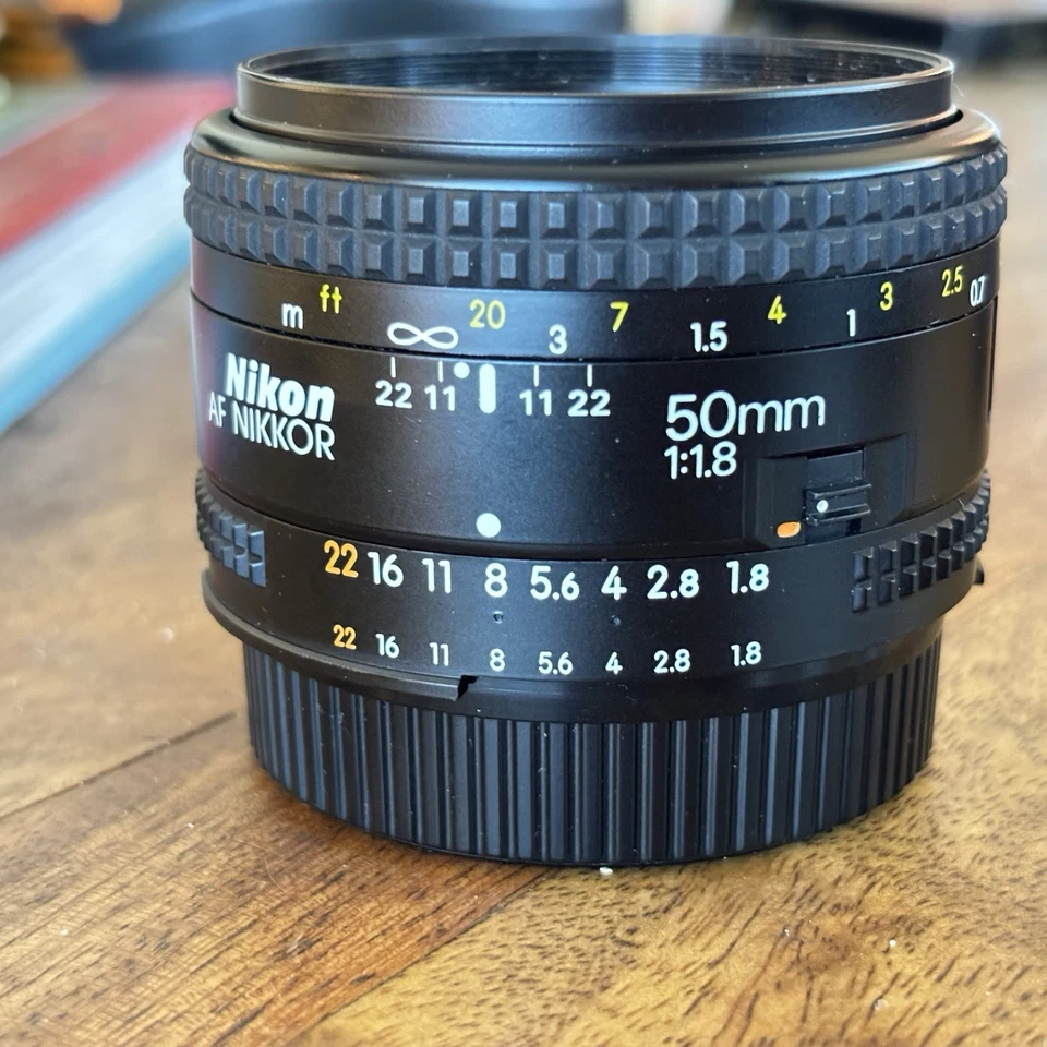 [Como nuevo] Lentes Nikon Nikkor AF 50 mm f/1,8 **AND** AF 28 mm f/2,8 Prime Foto 2 de 4