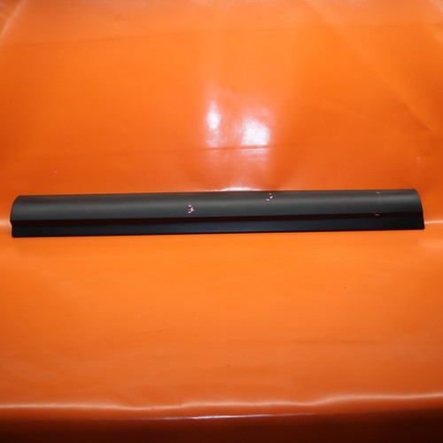 Maserati Levante 2017-2020 Front Left Body molding P/N 670035236 Photo - $143