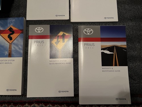 2011 Toyota Prius Owners Manual W/ CD OEM - Picture 4 of 6