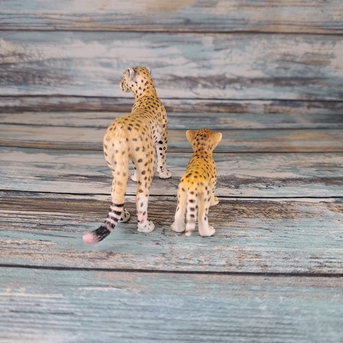 Schleich Animal Toy Cheetah Adult Mom Baby Cub 2009 2003 Diorama Figure - Picture 4 of 9