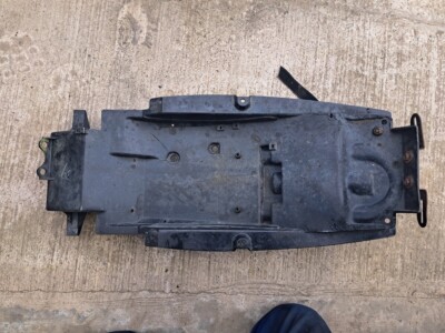 5276 Kawasaki Ninja ZX-9R 1999-2000 Rear Back Mudguard Under Tray