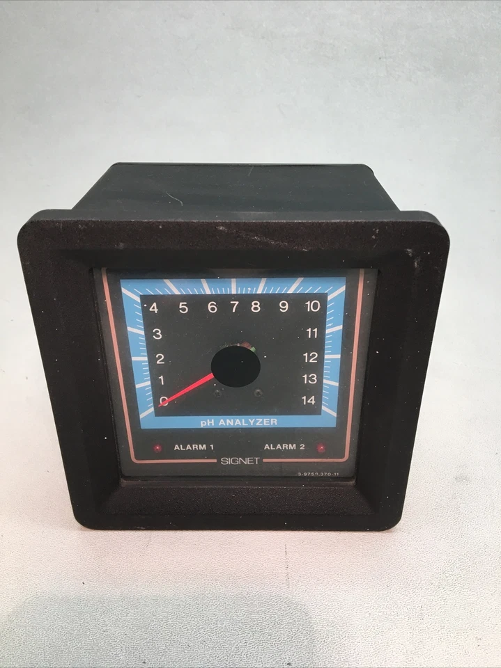 Signet Model: 3-9759.100 pH Analyzer.  Power Tested - Image 2 of 4