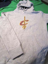 NWT CLEVELAND CAVALIERS NBA BASKETBALL MENS HOODIE HOODED SWEATSHIRT GRAY SMALL