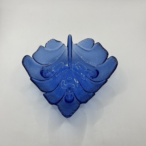 Vintage Blue Art Glass Footed Leaf Bowl Dish Federal Cobalt Candy - Picture 4 of 10