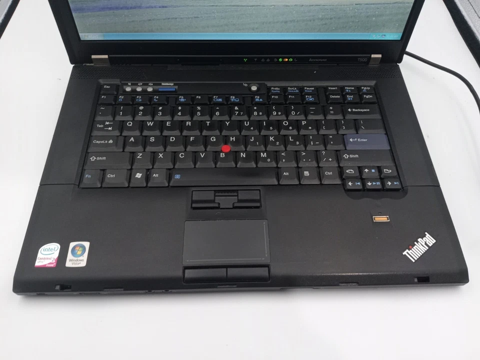 Portátil Lenovo ThinkPad T500 15" Intel C2D 2,26 GHz 4 GB 64 GB SSD WinXP -LEER -RR Foto 2 de 4