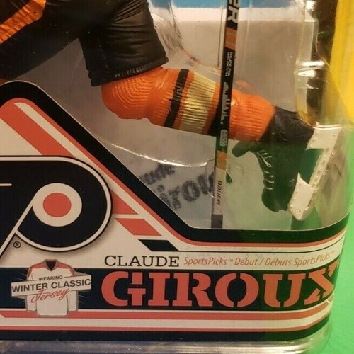 CLAUDE GIROUX - PITTSBURGH PENGUINS - ACTION FIGURE - 2012 - - Picture 7 of 7