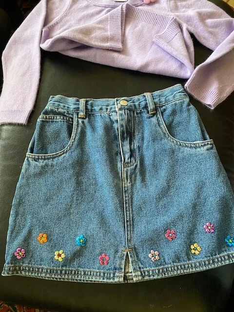 Saia jeans GUC Flapdoodles e suéter verde cachorro 2 peças roupa meninas tamanho 5 - Imagem 2 de 4