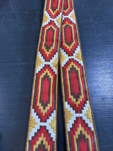 Henry Heller HVDX-01 Vintage Style Jacquard Guitar Strap, 53" Adjustable - Picture 6 of 6