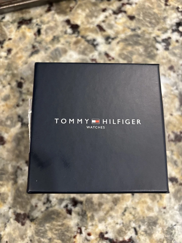 Tommy Hilfiger Vintage Watch Men's Chronograph - Image 4 of 4