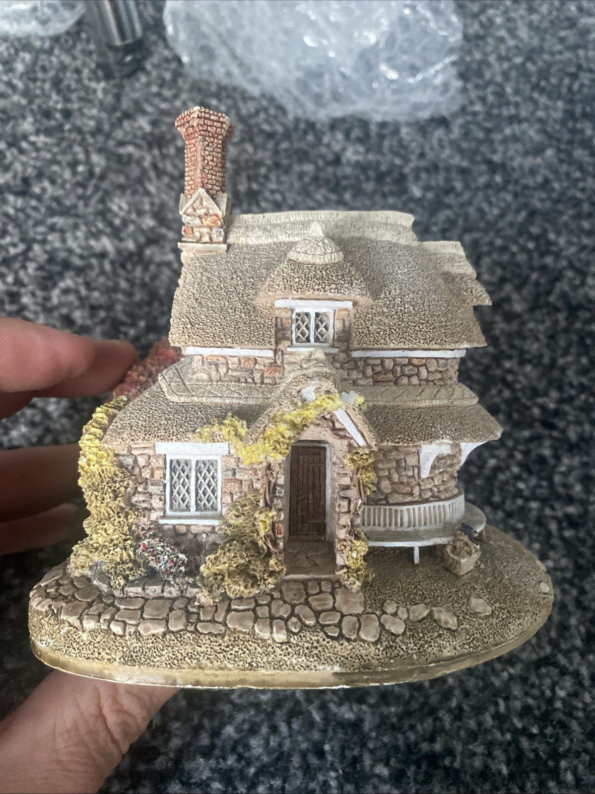 Picture 1 of 5