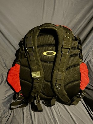 Vintage Oakley Icon Backpack Red Black Tactical Y2K Software Bag
