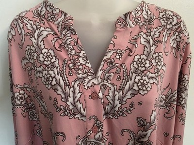 Belle Kim Gravel Pink Floral blouse 2X