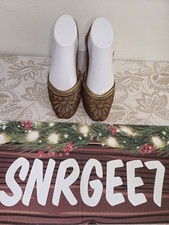 Indian Ethnic Punjabi Juttis Wedding Designer Mojari Bridal Leather Shoe Padded