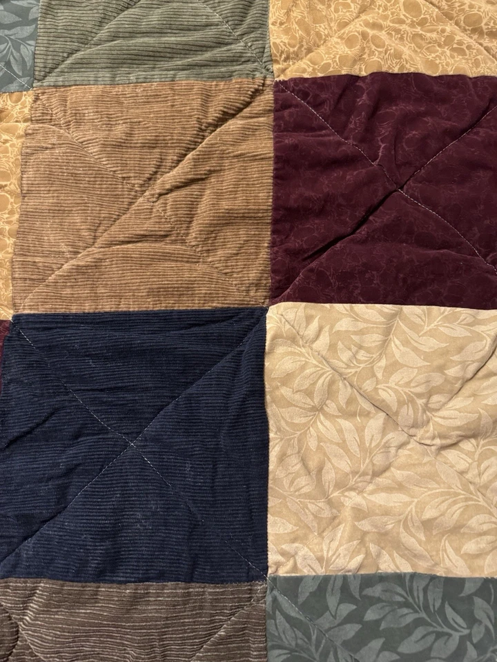 Quilt Heavy Cali King Multi Color Blocks 111x98 3 Matching Shams 31x26 14.6lbs. - Image 4 of 4