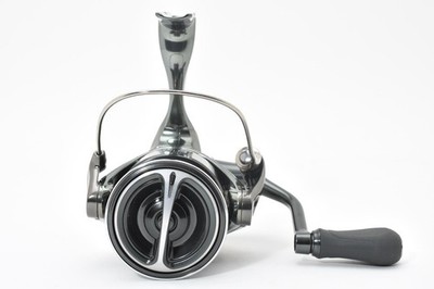 Shimano 22 STELLA 2500SHG Spinning Reel Near Mint From Japan #2889