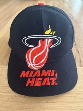VTG Miami Heat Black Wool Blend Embroidered Logo Hat Snapback Spell Out Retro