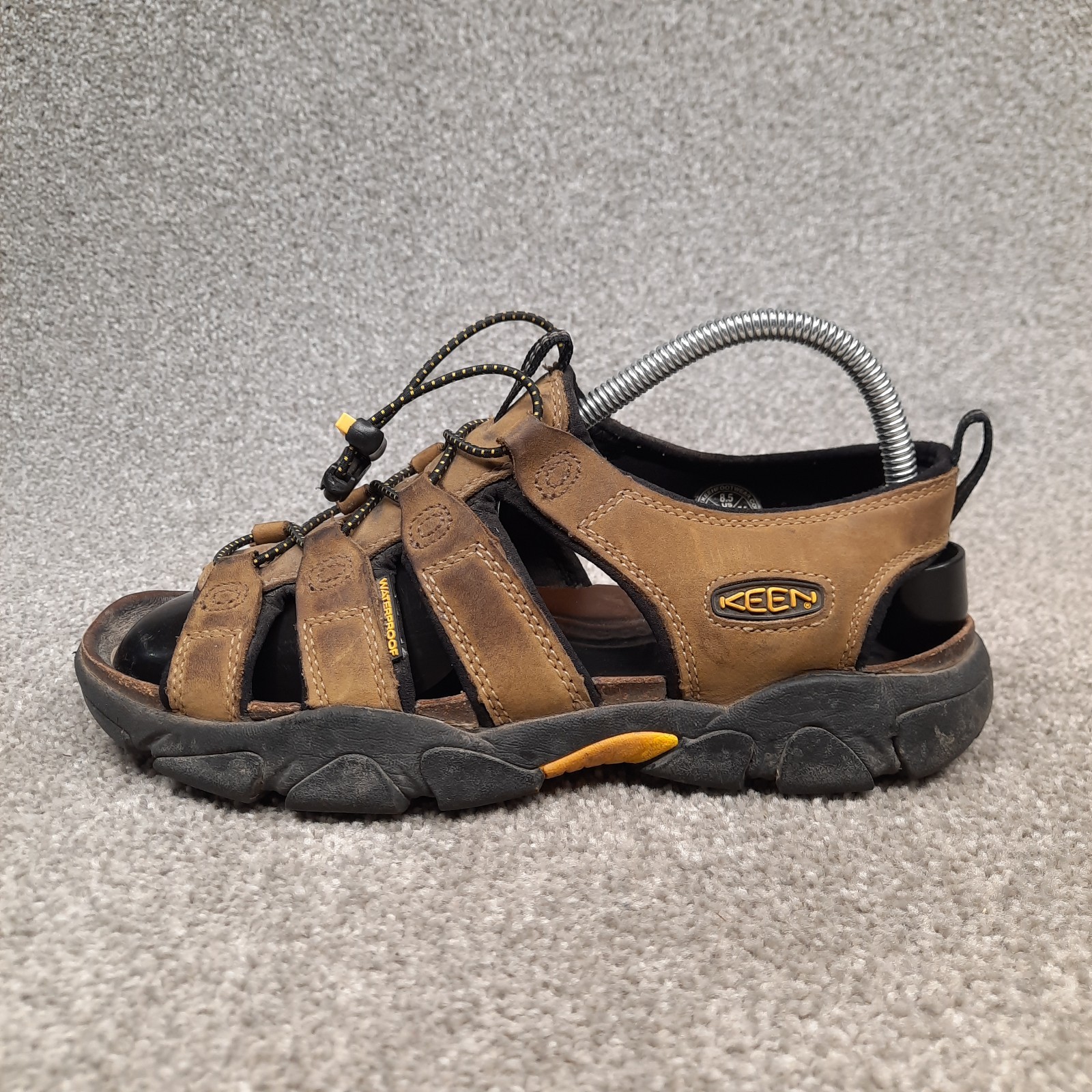 Keen Newport H2 sandali scarpe uomo taglia 8 5 marrone punta chiusa escursionismo sport acquatici