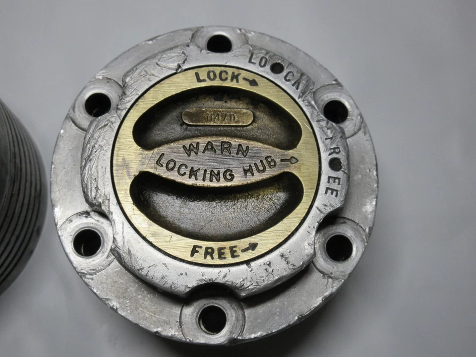 Buje de bloqueo Warn M47D 6 estrías FJ40 FJ43 FJ45 BJ40 BJ43 FJ55 Toyota Land Cruiser Foto 4 de 4