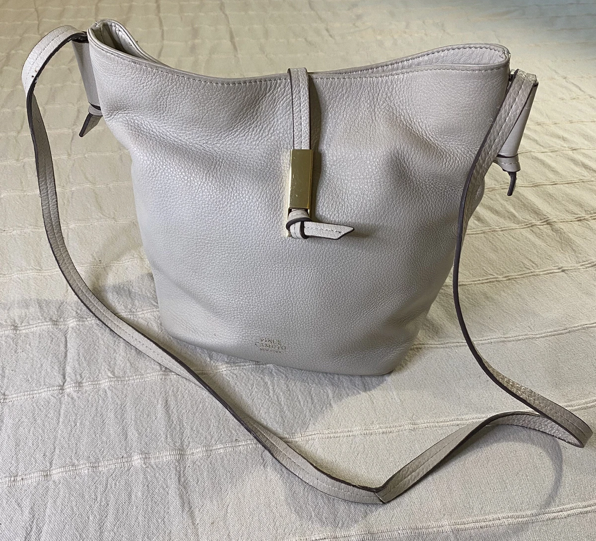 Vince camuto round purse outlet