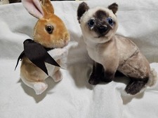 Vintage Stefan Siamease Cat And Real Bunny Brand