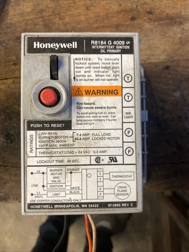 Honeywell R8184G4009 International Oil Burner Control