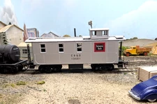 HO Burlington Route,CB&Q #13501 Cupola Caboose,MDC?Roundhouse #3495, KDs RTR NEW