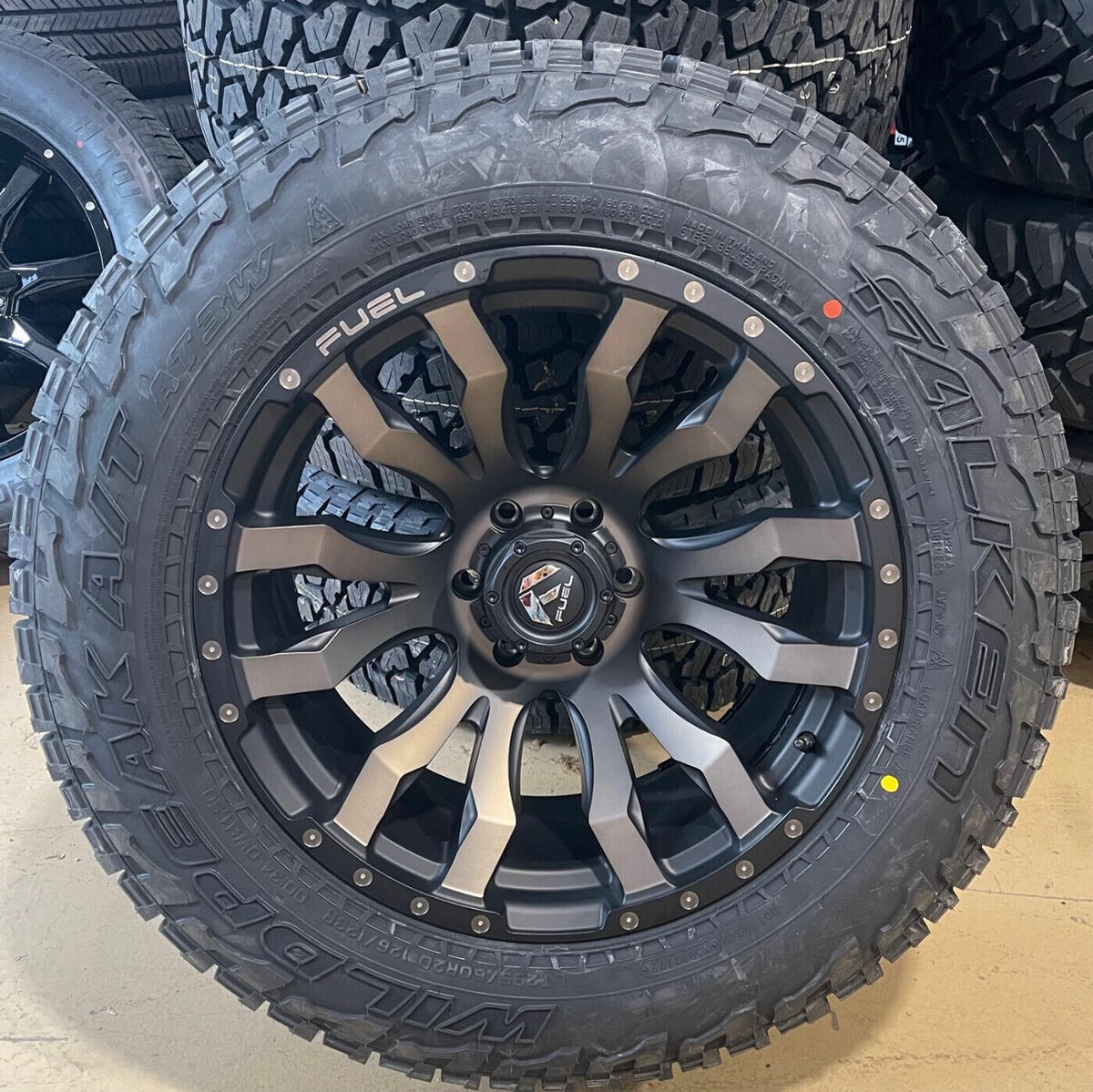 20x10 Fuel D674 Blitz Wheels 34