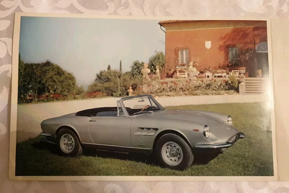 Folleto Ferrari 330 GTS 1966 Ref. 14/66 Foto 3 de 4