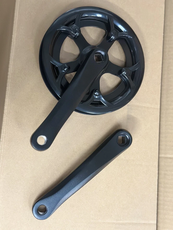 Single Speed Chainset Pedal set Suitable for E-bikes 42T With Chain guard UK - Image 2 of 4