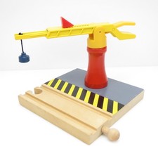 Diecast Cargo Crane Thomas  BRIO Wooden Railway Compatible Track Accessory