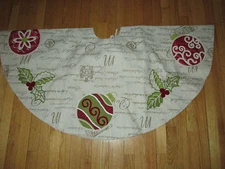 New Domain Holly & Ornament 54" Holiday Christmas Linen Look Tree Skirt